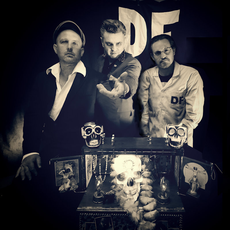 Das Fenster & the Alibis - Deepdale Festival | 28th to 30th September 2018 - With their unique brand of voodoo rock n roll, Das Fenster & The Alibis draw on influences ranging from Howlin Wolf, through The Doors to Tom Waits via film noir, the Weimar Republic and voodoo. Through the magic of musical alchemy they will concoct a set to provide a fittingly dramatic, musically accomplished and dancefloor-filling Festival closing show that you simply wont want to miss!<br /><i>Headlining the Brick Barn Stage</i>