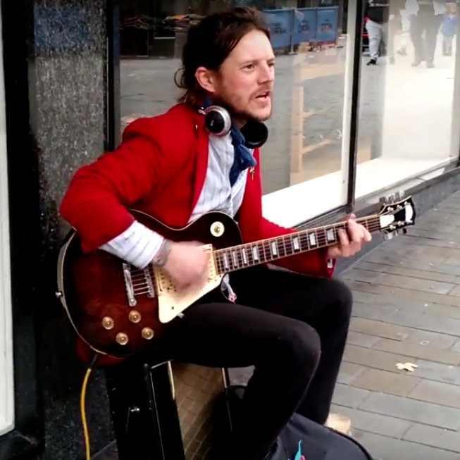 Zeph - Deepdale Festival | 26th to 29th September 2019 - Energyful tunes from our favourite peripatetic busker. Join Zeph in the Courtyard for an hour of magic.