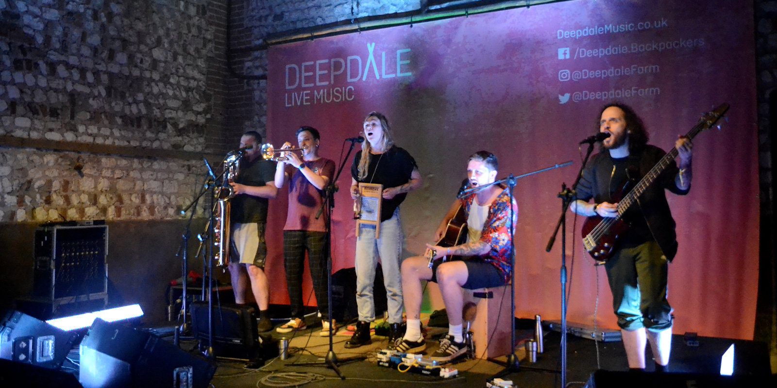 Deepdale Music | Live Music Gigs